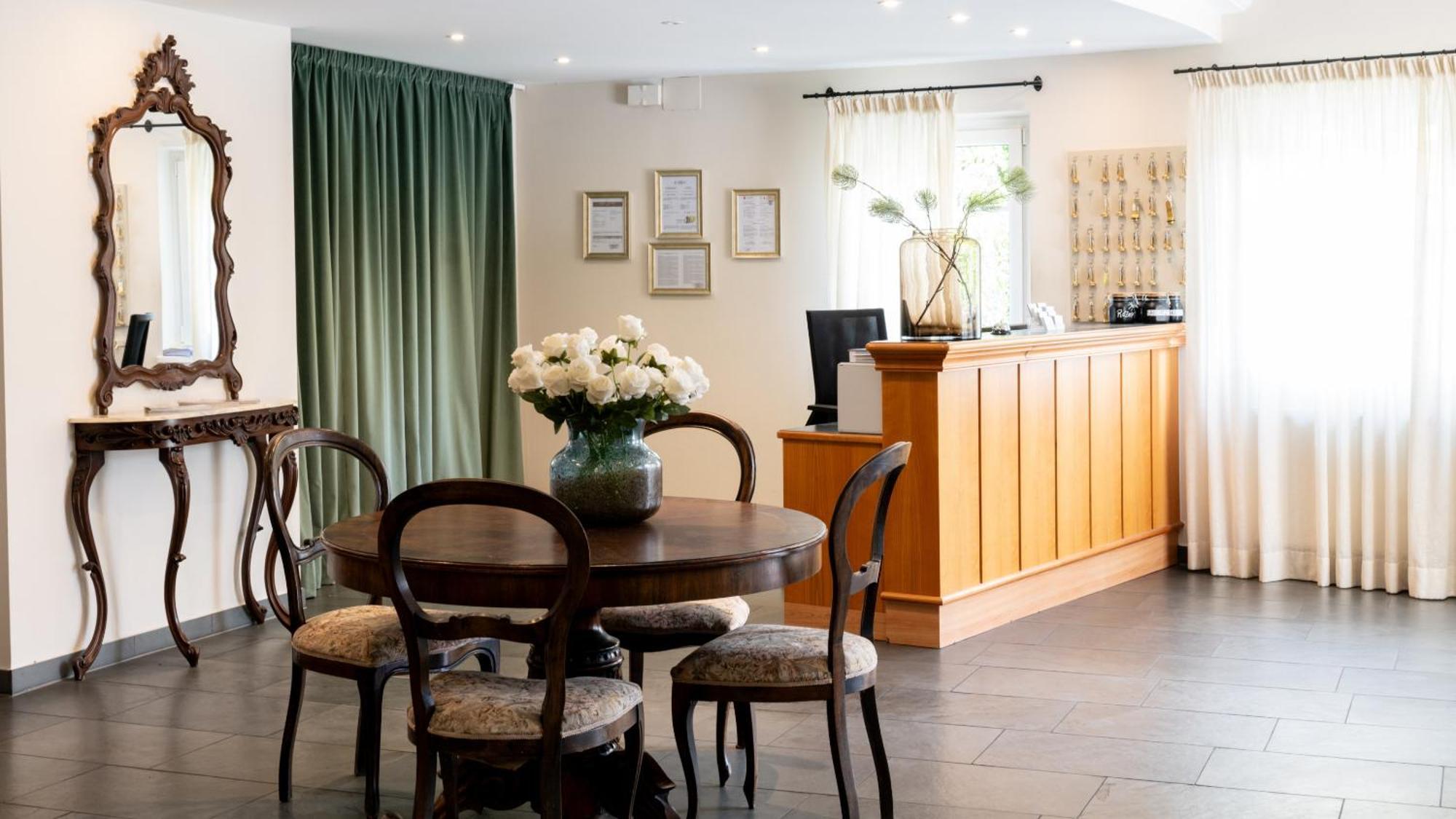Hotel Villa Laurus Meran Zewnętrze zdjęcie